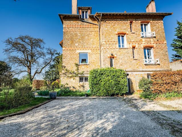 Maison avec jardin et terrasse
