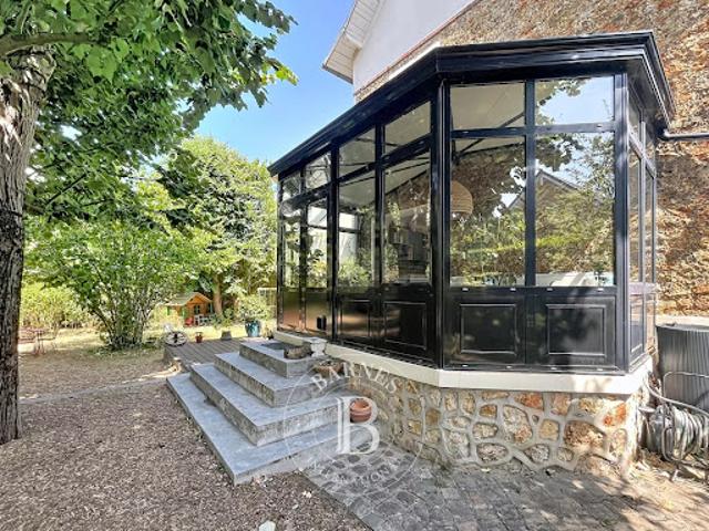 Maison avec jardin