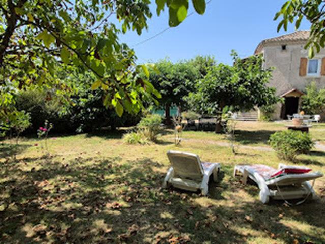 Maison avec jardin
