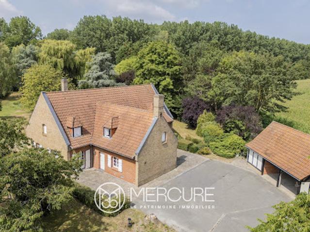 Maison avec jardin