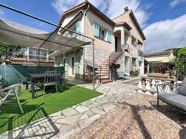 Maison avec jardin