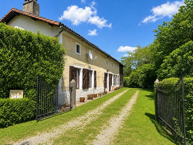 Maison avec jardin