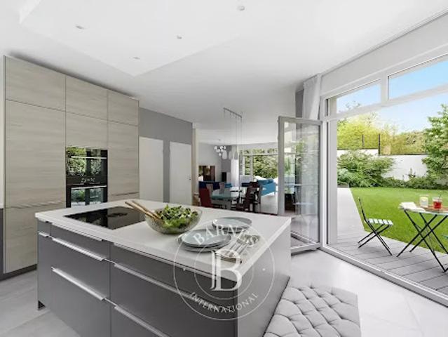 Maison avec jardin