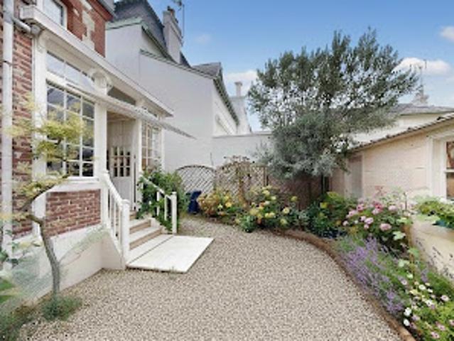Maison avec jardin