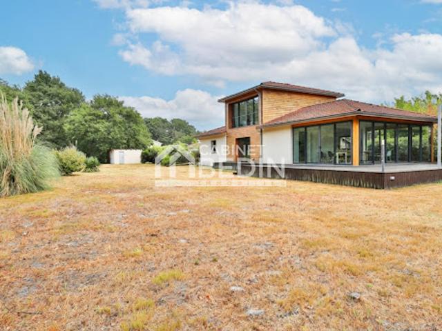 Maison avec jardin