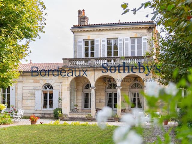 Maison avec jardin
