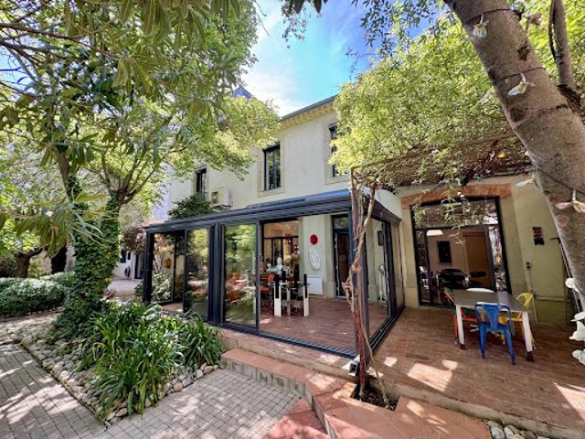 Maison avec jardin