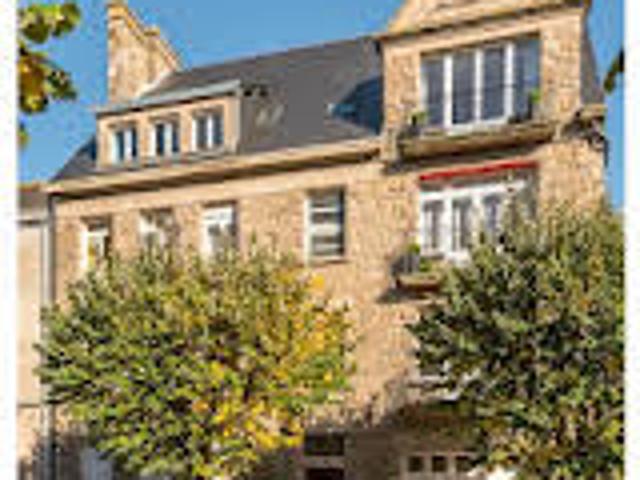 Maison avec jardin et terrasse