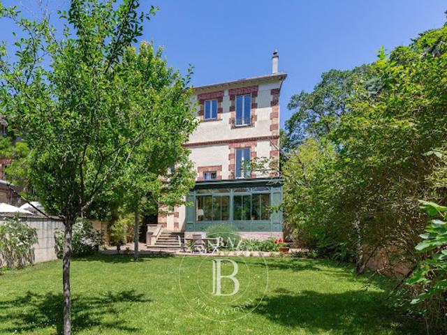 Maison avec jardin