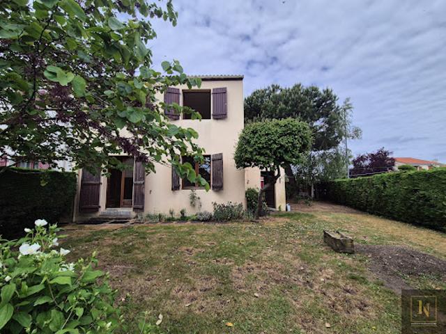 Maison avec jardin