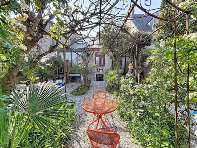 Maison avec jardin