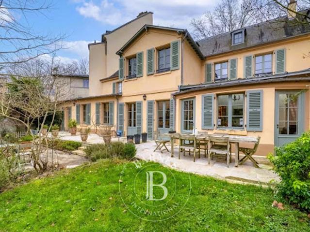 Maison avec jardin