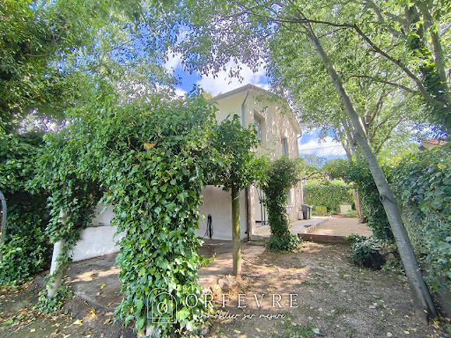 Maison avec jardin