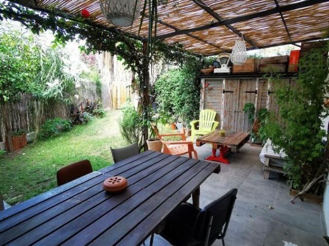 Maison avec jardin