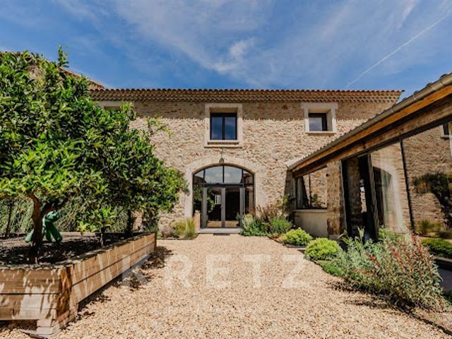Maison avec jardin