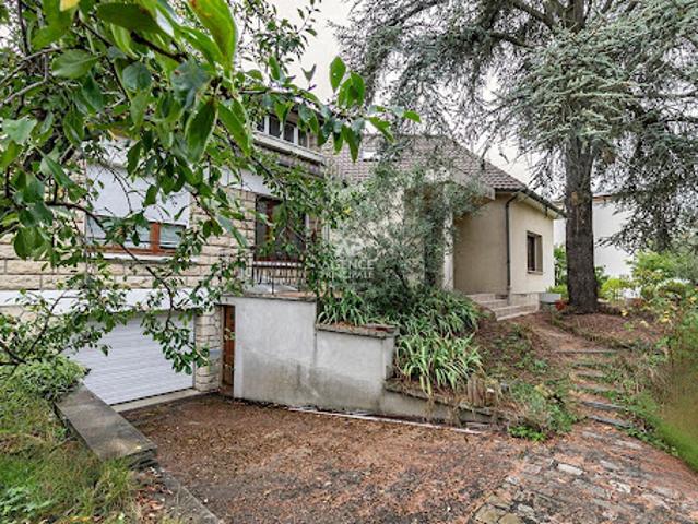 Maison avec jardin