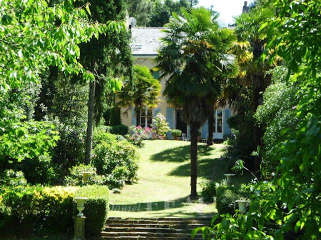 Maison avec jardin