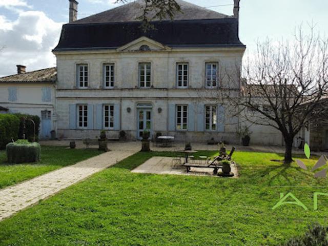 Maison avec jardin