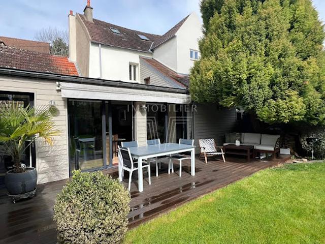 Maison avec jardin