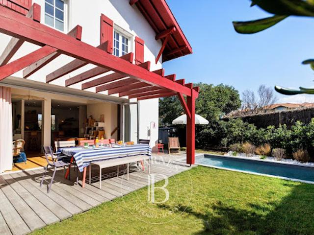 Maison avec jardin