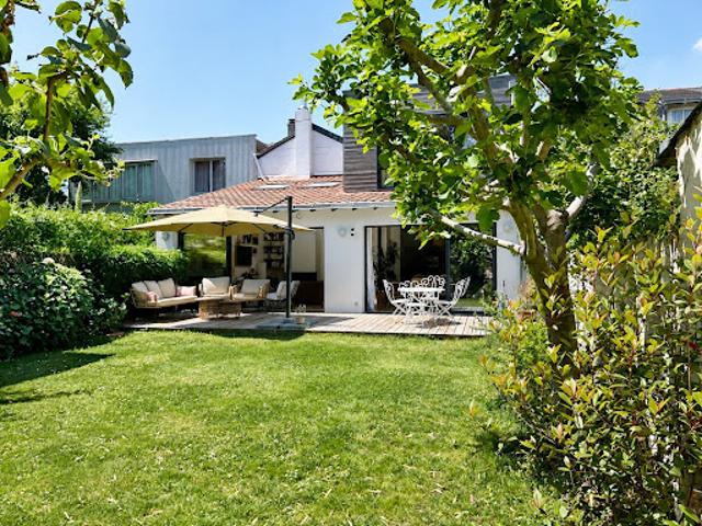 Maison avec jardin