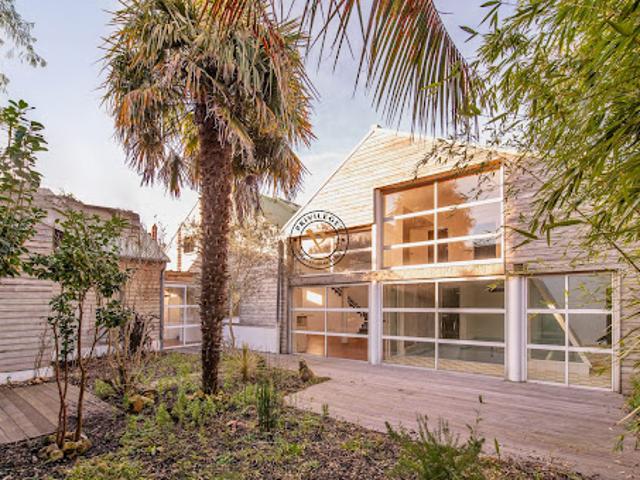 Maison avec jardin