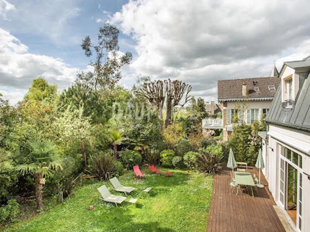 Maison avec jardin