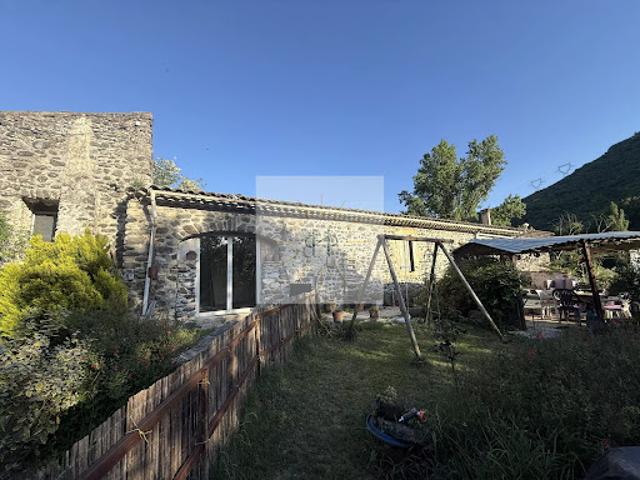 Maison avec jardin
