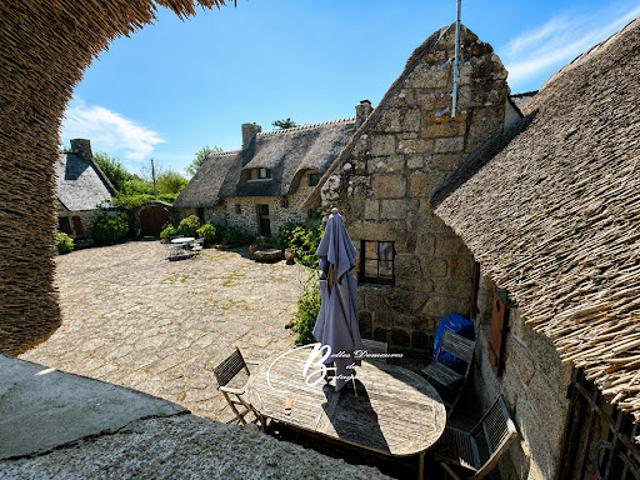 Maison en bord de mer avec jardin