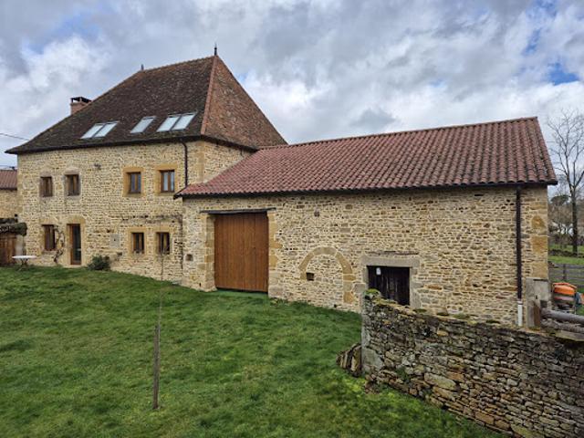 Maison avec jardin