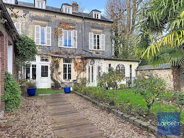 Maison avec jardin
