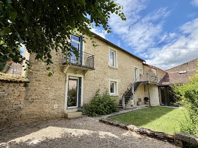 Maison avec jardin
