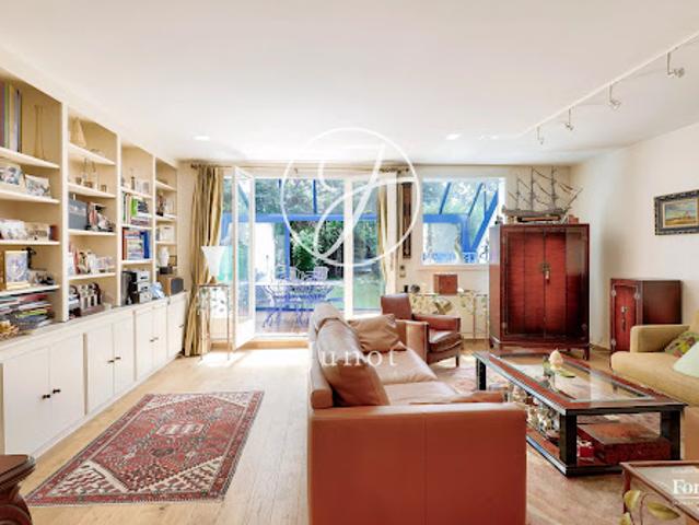 Maison avec jardin