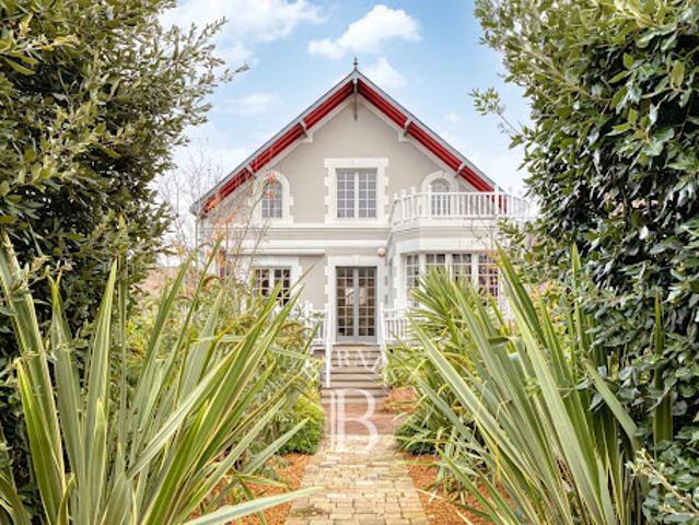 Maison avec jardin
