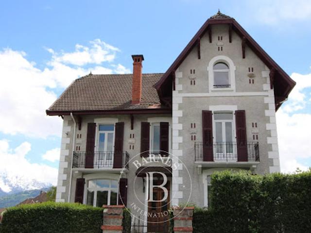 Maison avec jardin