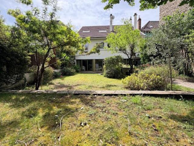 Maison avec jardin