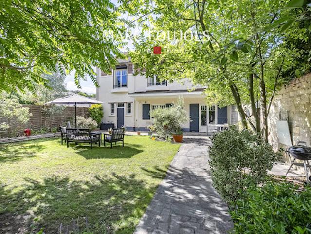 Maison avec jardin