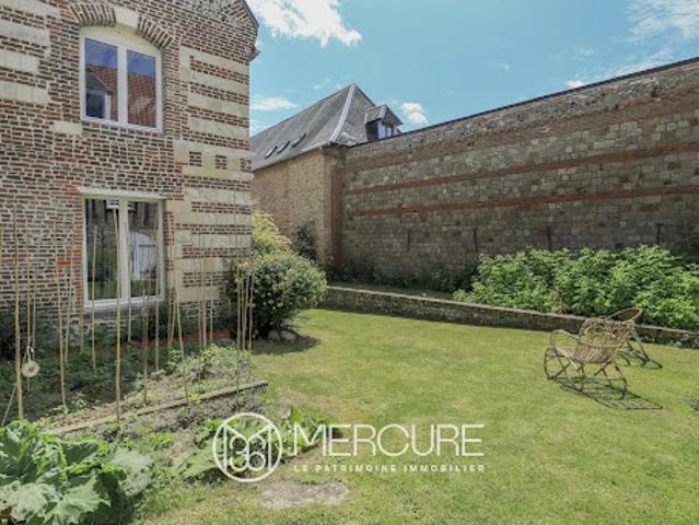 Maison avec jardin