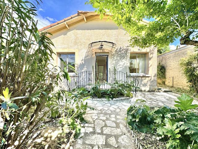 Maison avec jardin