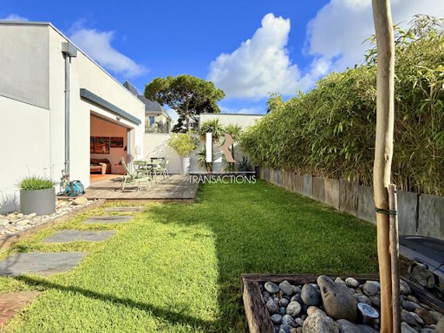 Maison avec jardin