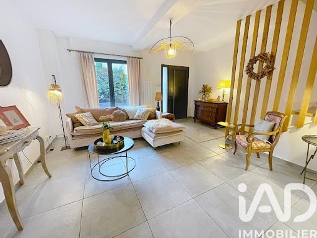 Maison avec jardin
