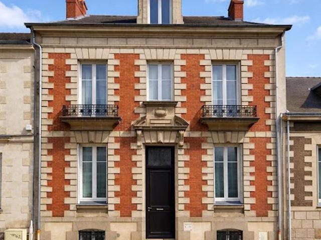 Maison avec jardin et terrasse