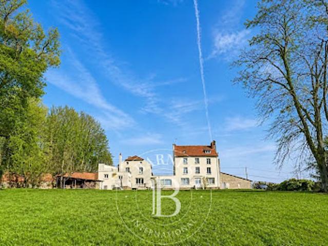 Maison avec jardin