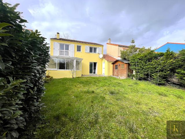 Maison avec jardin