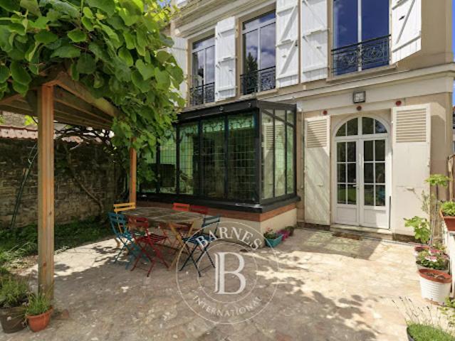 Maison avec jardin
