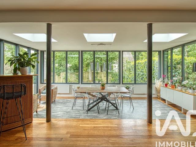 Maison avec jardin et terrasse