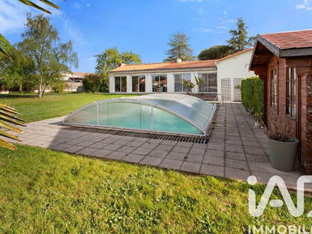 Maison avec jardin