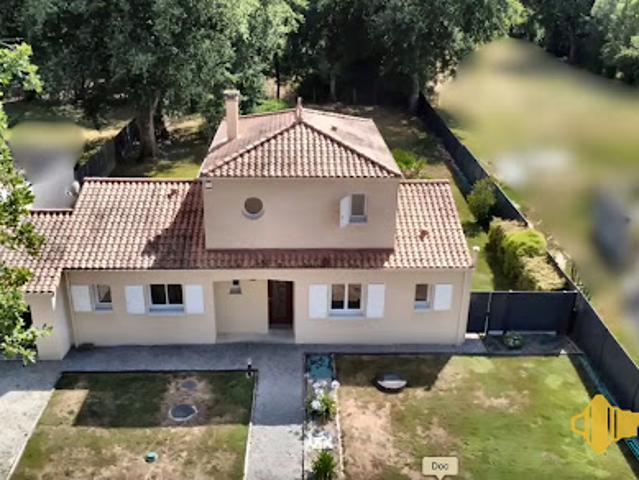 Maison avec jardin