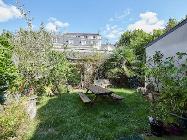 Maison avec jardin