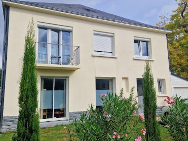 Maison avec jardin